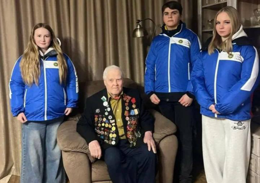 КубанскиеВести.Ру - В Краснодарском крае проводят патриотическую акцию «Снежный десант РСО»