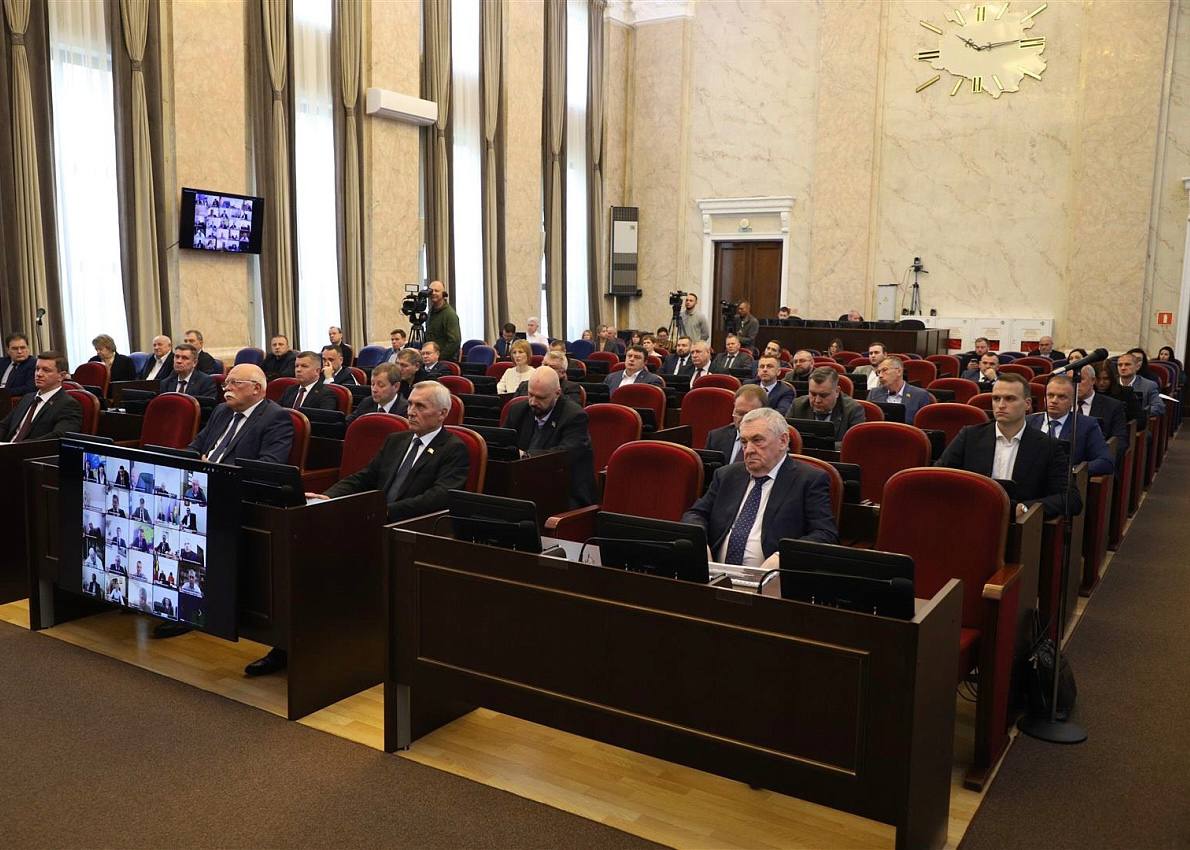 КубанскиеВести.Ру - Развитие Кубани до 2030 года: об итогах стратегической сессии рассказала депутат Вероника Иванчикова