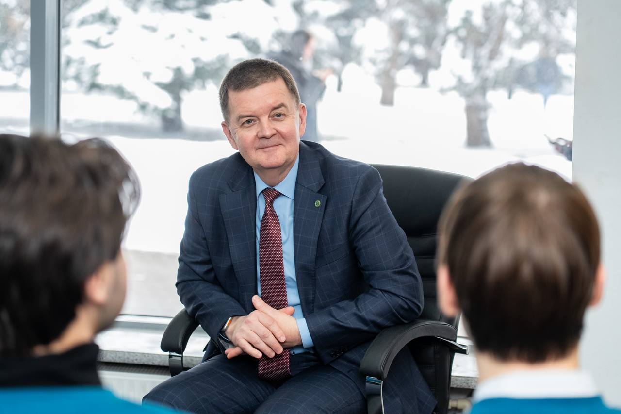 КубанскиеВести.Ру - Депутат Трубилин: «Диктант Победы» — это больше, чем просто акция, это символ преемственности...